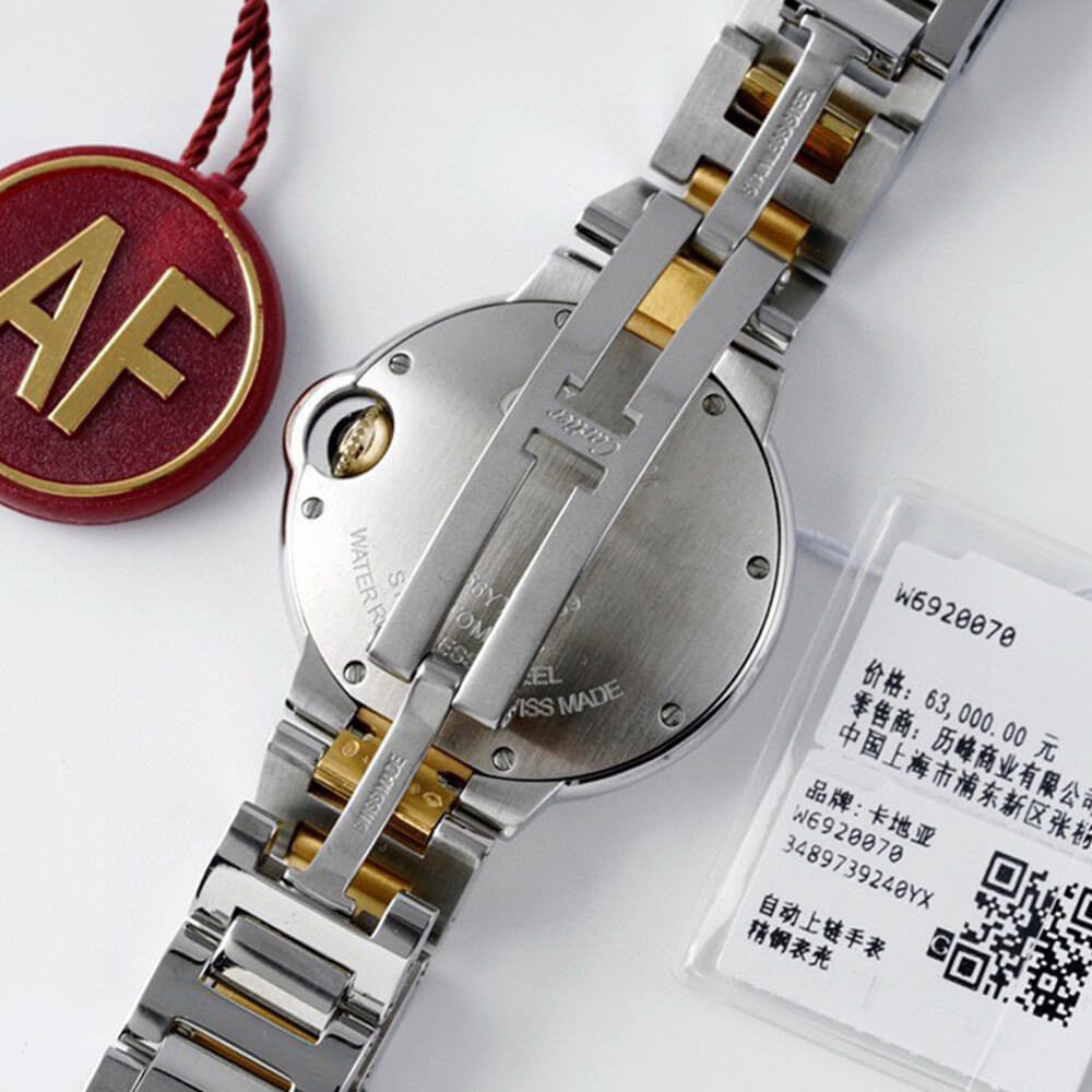 Cartier 33mm Ballon Bleu de Cartier watch