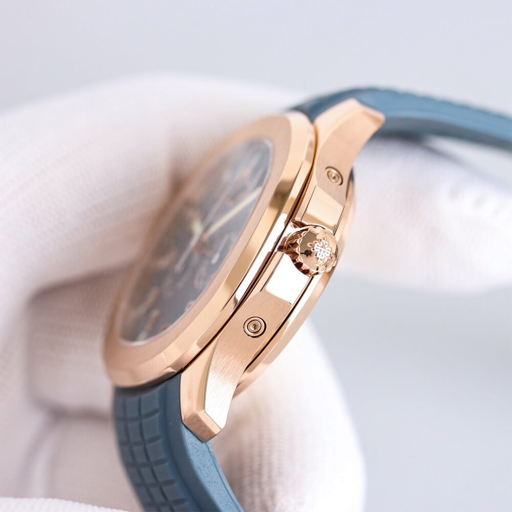 Patek Philippe Aquanaut 5261R-001