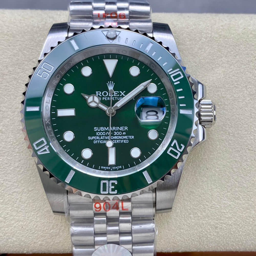 Rolex Submariner Date