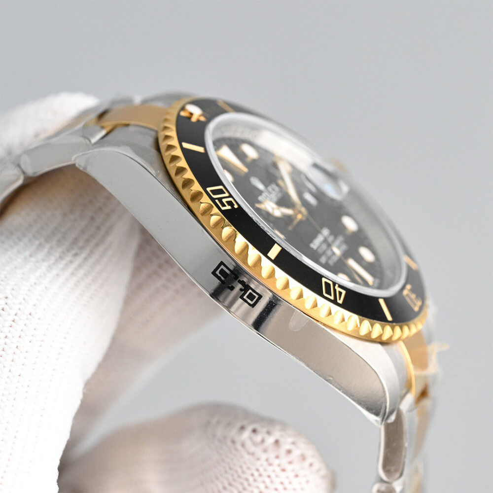 Rolex Submariner Date
